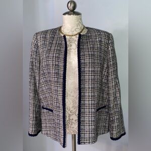 Alfred Dunner Blazer Size 14 P.            #5